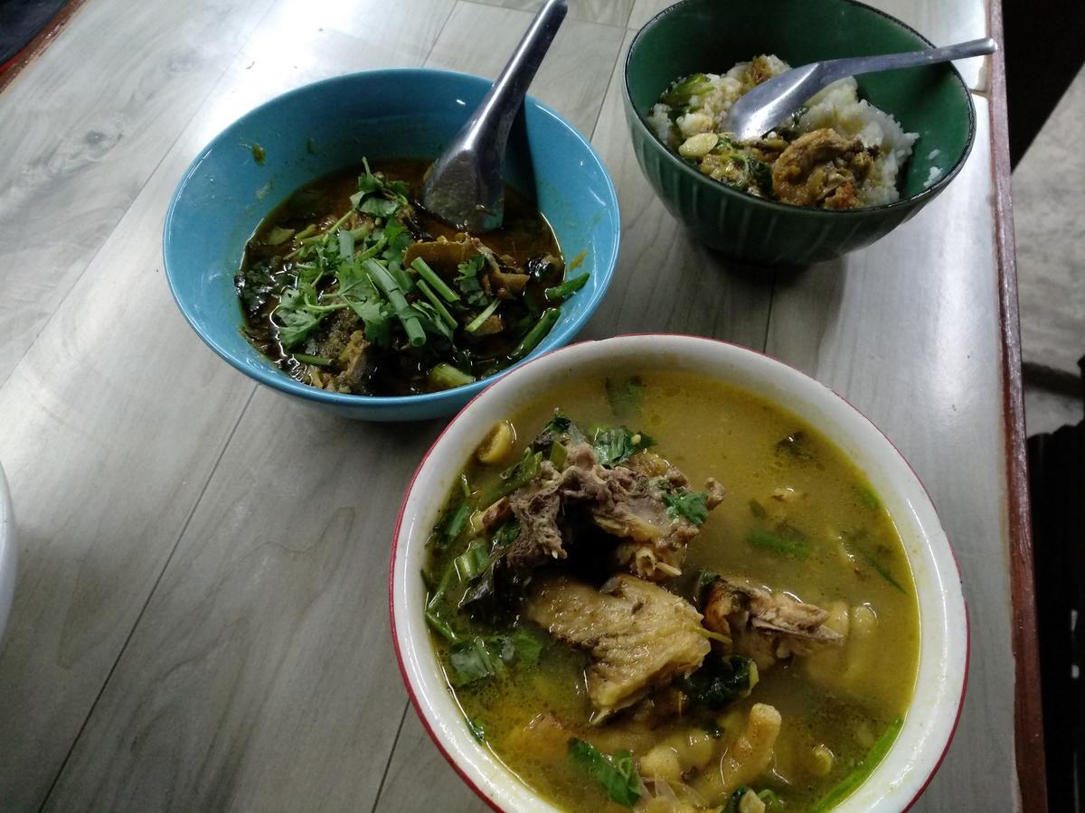Tiger House Hostel (Adults Only) Chiang Mai Bagian luar foto