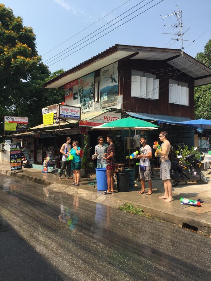 Tiger House Hostel (Adults Only) Chiang Mai Bagian luar foto